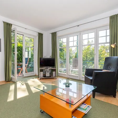Residenz Waldschlößchen 1 * Sellin (Rugen)